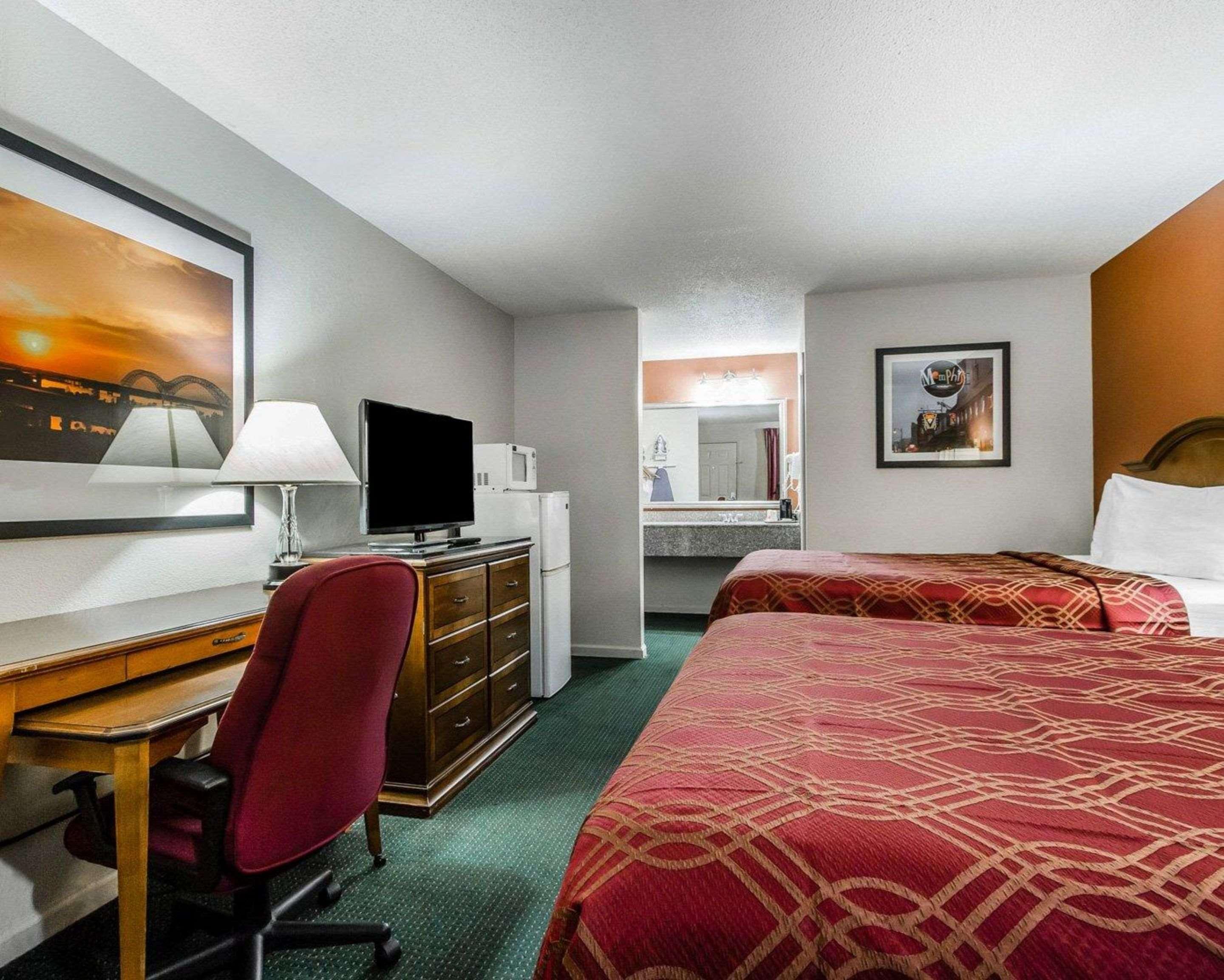 Econo Lodge Inn & Suites Enterprise Exterior foto